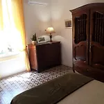 Hébergement de vacances L'oustau *